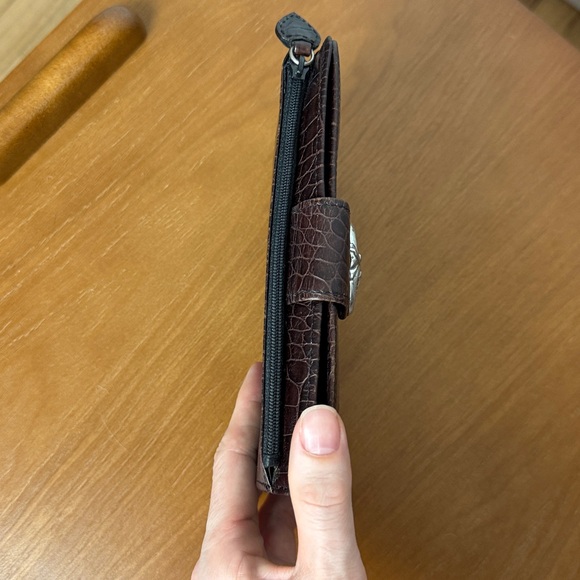 Vintage Brighton Brown Crocodile Embossed Wallet with silver heart clasp - Picture 11 of 13